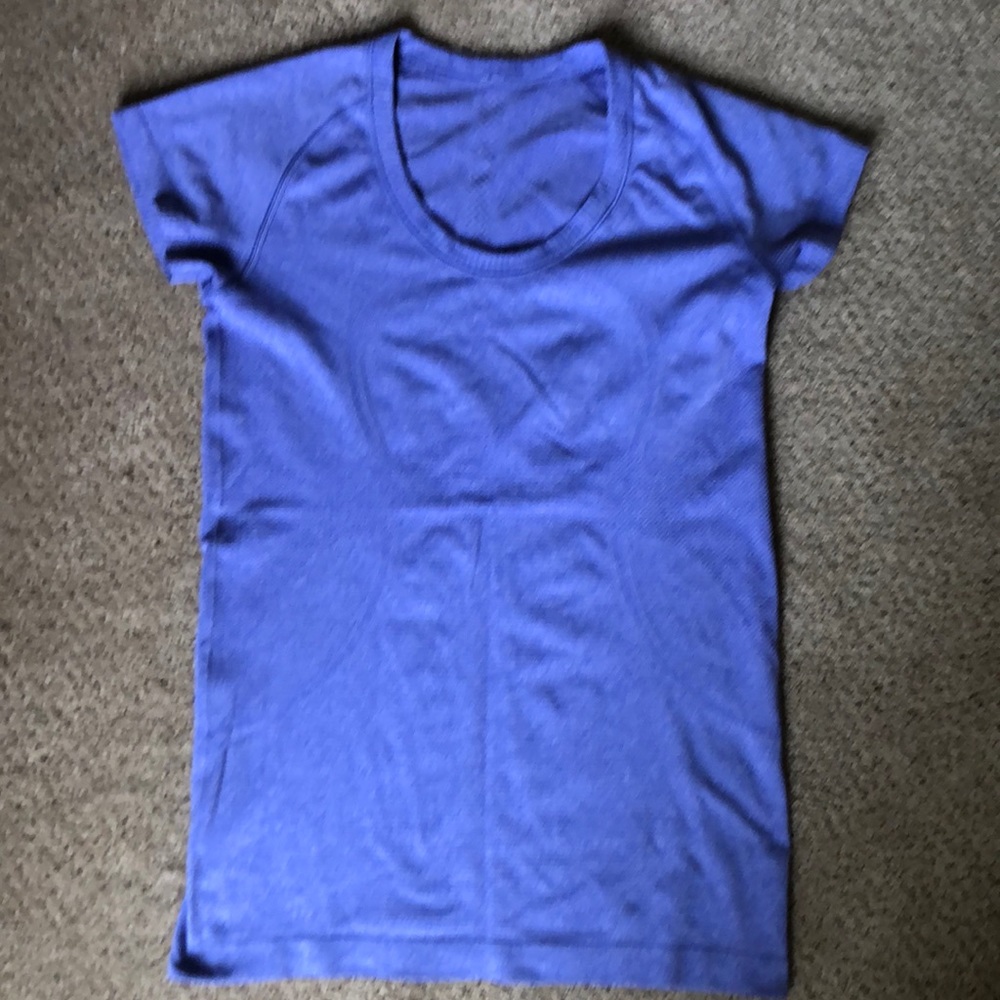 Lululemon swiftly top
